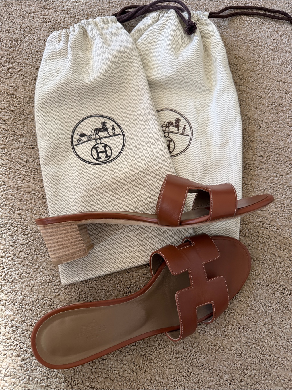 Herms Oasis Slide Sandals In Brown Leather Size 38